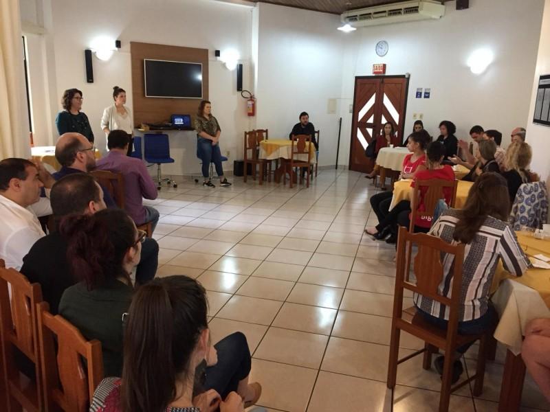 Empresárias compartilham experiências e ideias inovadoras no Café de Ideias