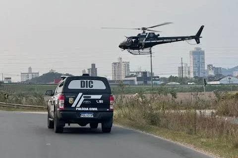 Suspeito de comandar esquema de tele-entrega de drogas é preso em Tubarão