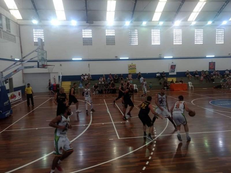 Dada a largada para o maior torneio de basquete do sul 