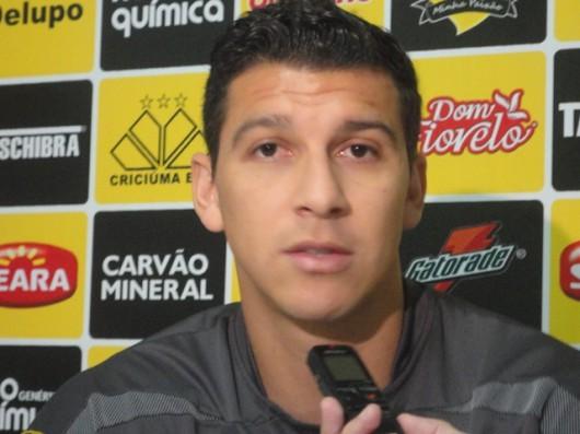 Com sequência de jogos, Ozéia acredita em evolução do seu futebol 