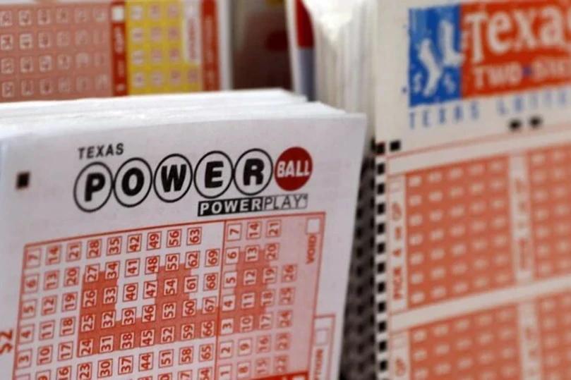 Prêmio da Powerball salta para R$ 2,3 bilhões e você pode ganhar no Brasil!