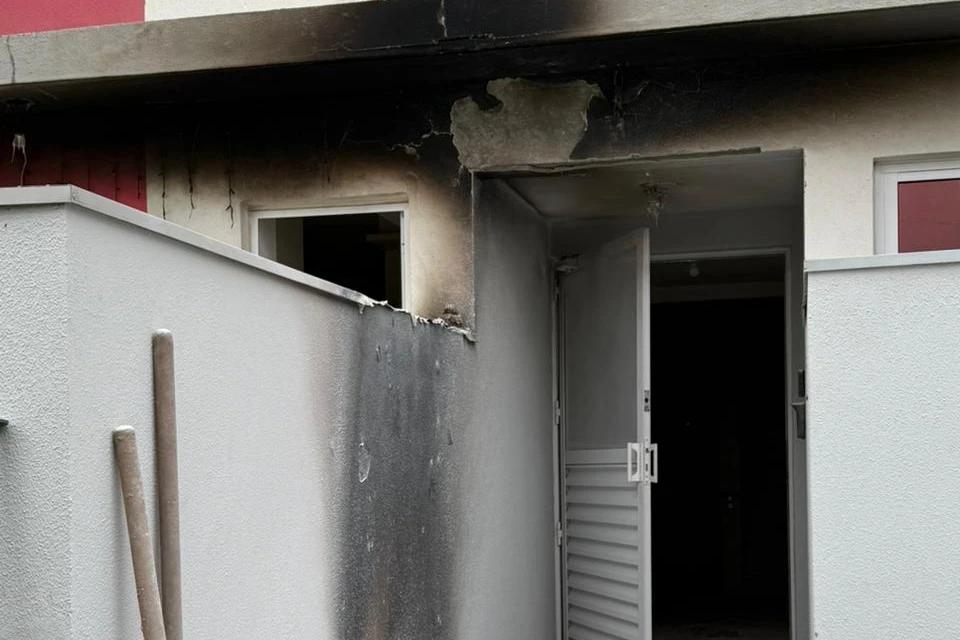 Incêndio após vazamento de gás deixa trabalhador ferido em Criciúma