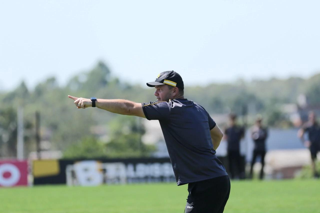 De cara nova, Criciúma finaliza preparação para enfrentar o Avaí; confira a provável escalação