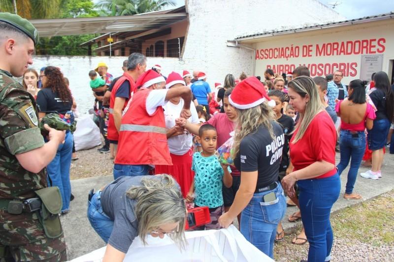 Campanha Natal + Solidário distribui mais de 3 mil brinquedos 