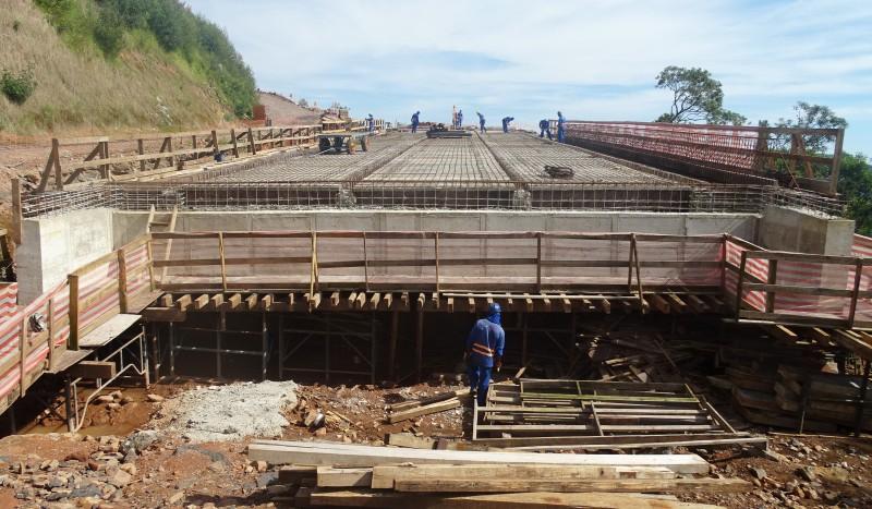 Obras na Serra da Rocinha reforçam a interdição do trânsito na próxima semana