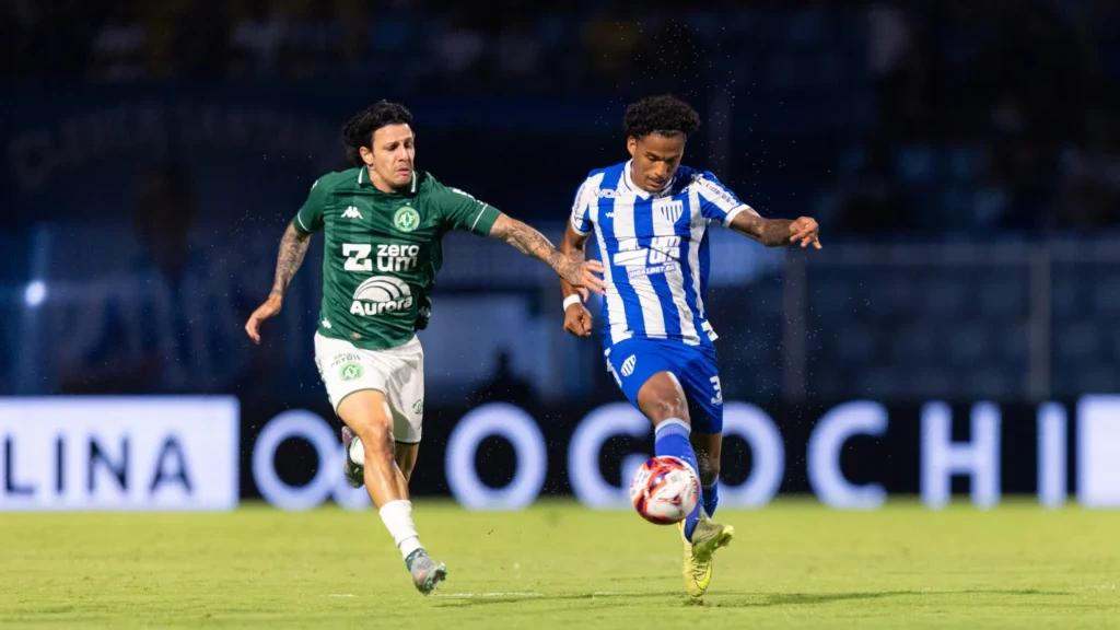 Catarinense: jogos na capital reúnem maior e menor público da rodada
