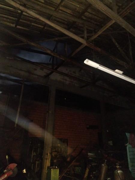 Metalúrgica é parcialmente destruída por incêndio em Siderópolis