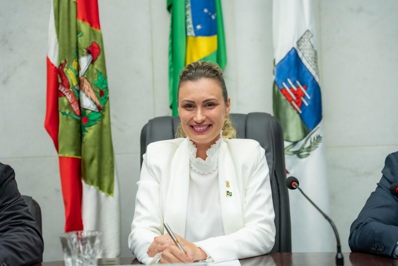 Lei institui o Dia e a Semana Municipal de Conscientização contra o Tabagismo