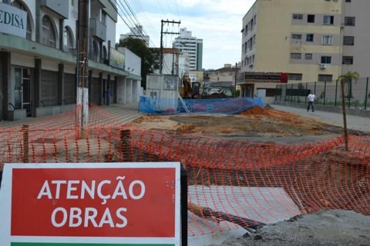 Obras na Henrique Lage terão pausa dia 23