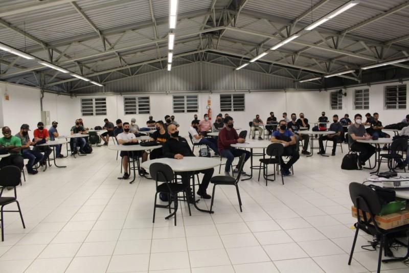 Colégio Satc inicia semestre com mais de 60 novos alunos nos cursos técnicos