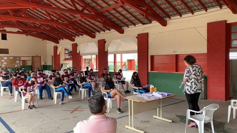 Novo Ensino Médio é debatido em Morro da Fumaça