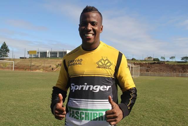 Enfim, Guilherme Santos é liberado para vestir a camisa do Tigre