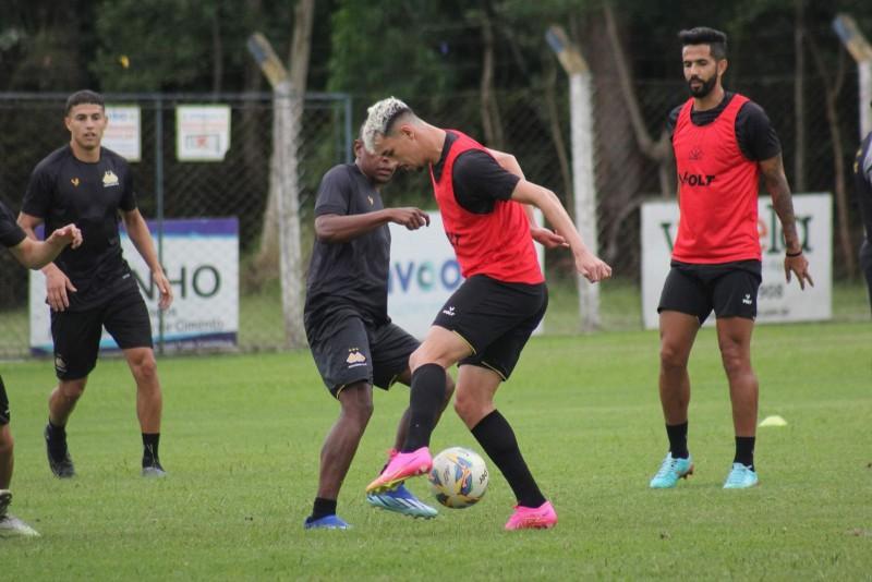 Criciúma enfrenta o Concórdia no Oeste nesta quarta-feira