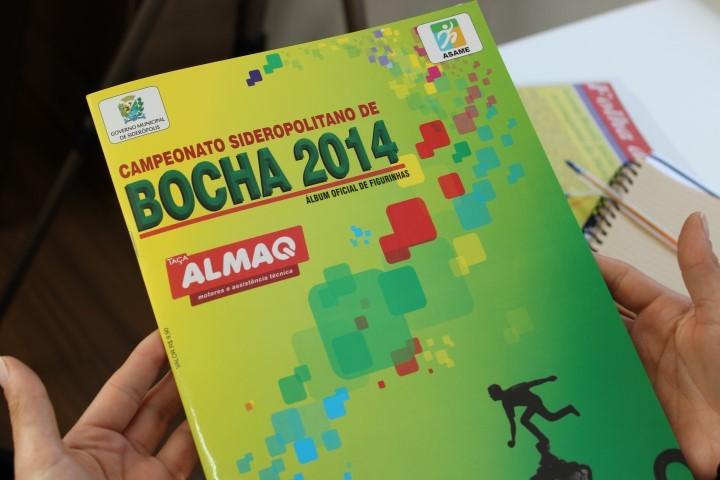 Atletas de bocha de Siderópolis eternizados em álbum de figurinhas