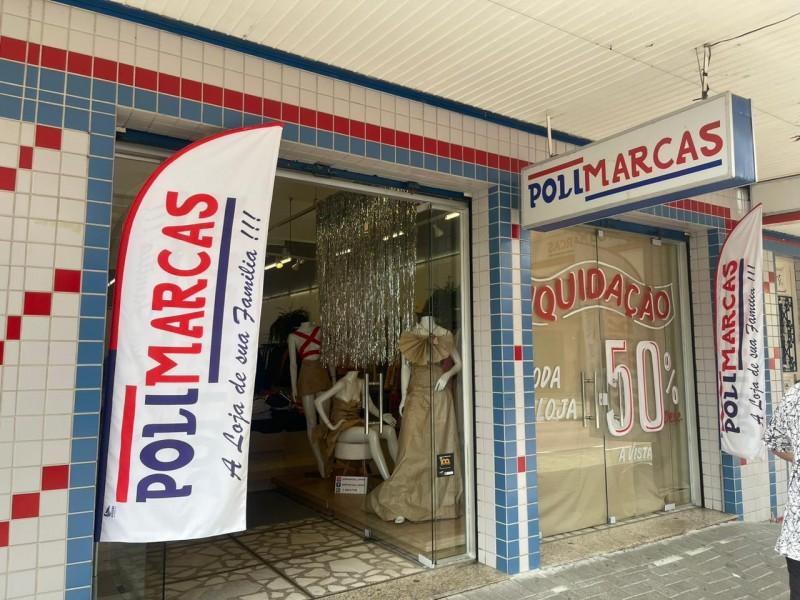 Com mais de 30 anos de comércio, tradicional loja da rua Henrique Lage fecha as portas