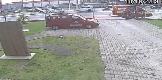 Bombeiro salva criança que aspirou bala em Capivari de Baixo
