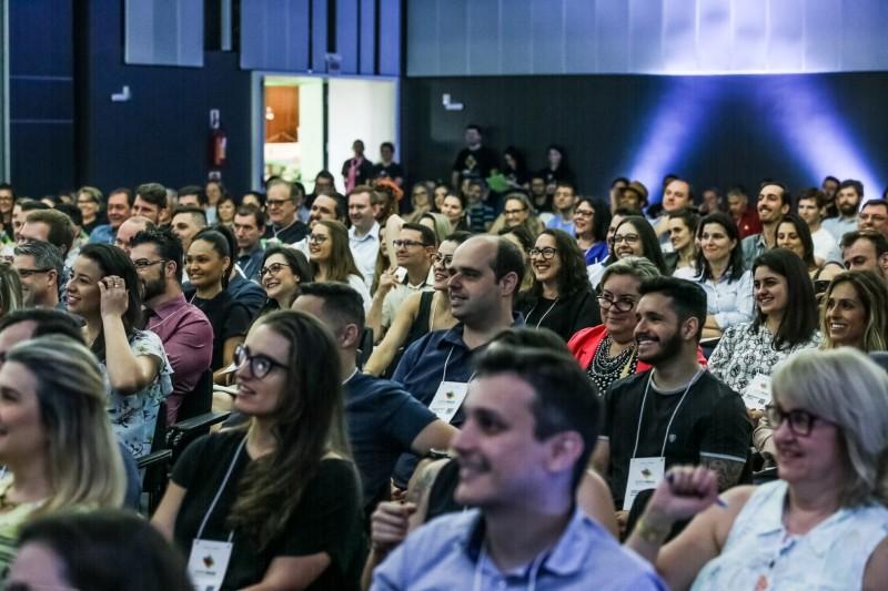 Expomais: dois dias de imersão, refletindo sobre as transformações da sociedade