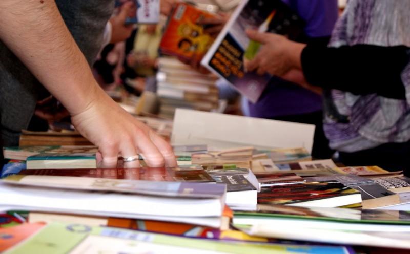 Feira no Center Shopping Araranguá promete livros a partir de R$ 5