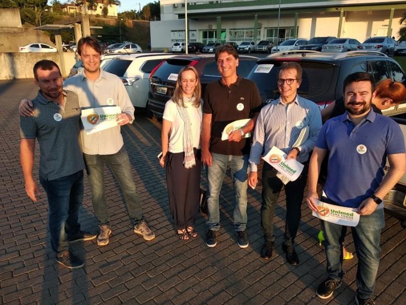 Chapa Unimed para Todos organiza Adesivaço