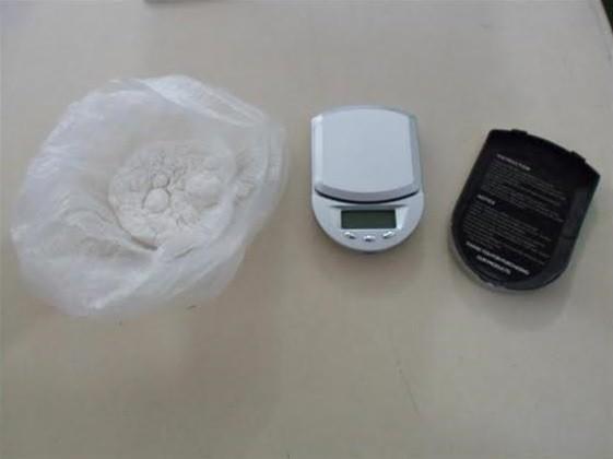 DIC de Araranguá prende tubaronense por tráfico de drogas