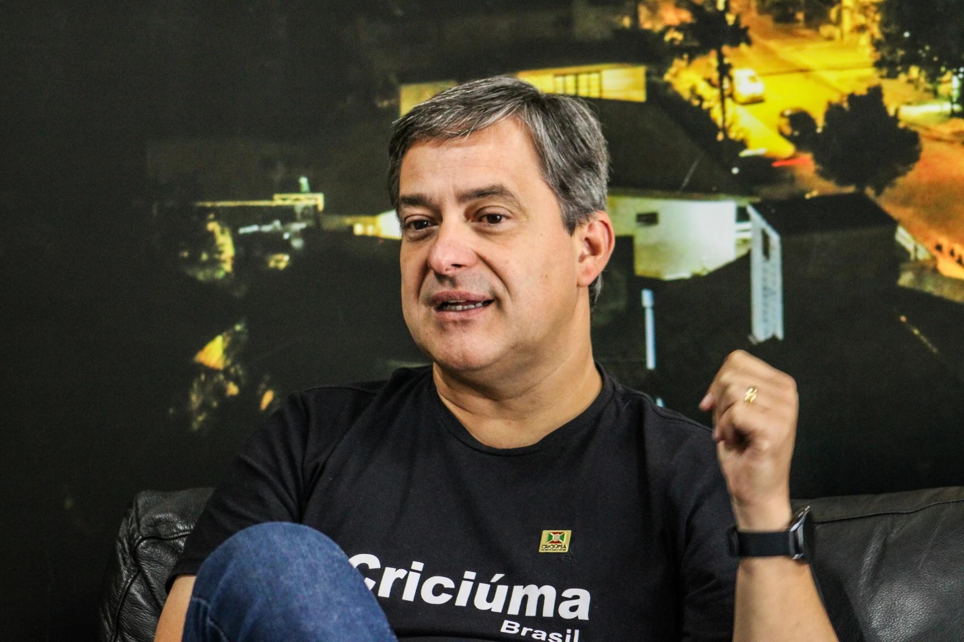 Criciúma busca municipalizar escolas estaduais: "os processos ficam mais ágeis", afirma prefeito
