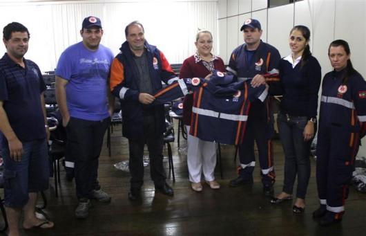 Samu de Lauro Müller recebe uniformes da prefeitura