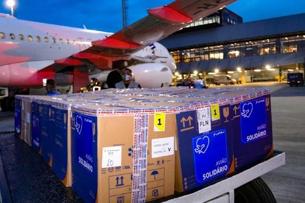 Estado distribui 199 mil doses da vacina contra a Covid-19 nesta terça