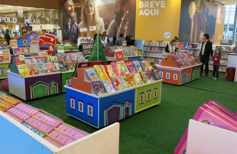 Livros com descontos de até 70% na Feira Book Truc