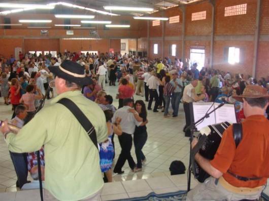 Domingueira regional para a Terceira Idade