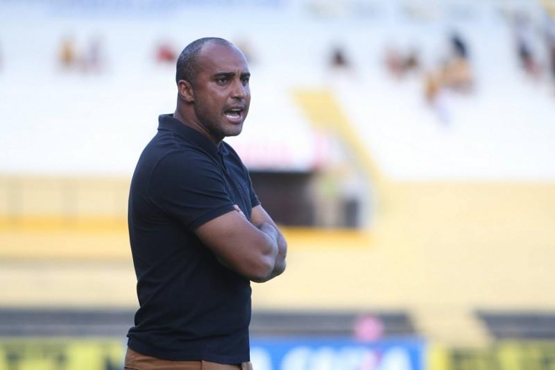 Deivid, ganhou, mas reclamou das vaias