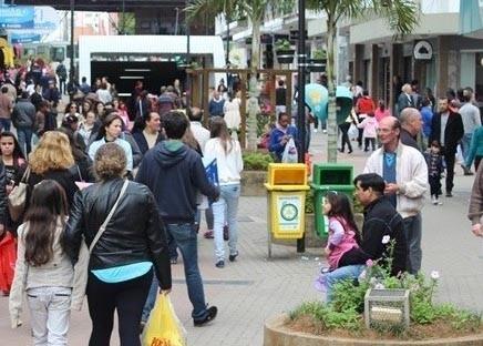 Comércio de Criciúma com as portas abertas até as 17 horas neste sábado