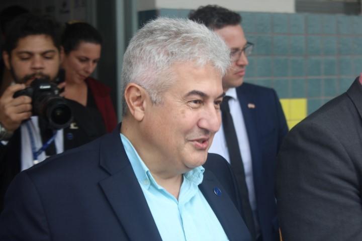 'Sem educação, ciência e tecnologia não existem', afirma ministro Marcos Pontes