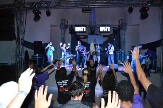 Mil jovens nos 15 anos do Grupo Fanuel