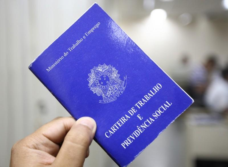 Teto do seguro-desemprego sobe para R$ 2.106,08 após reajuste