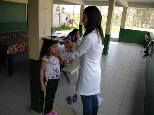 Alunos de Maracajá passam por avaliação nutricional