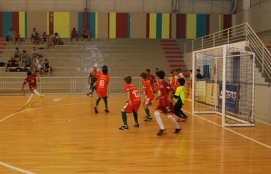 Sub-13 do São Bento avança no Estadual de Futsal