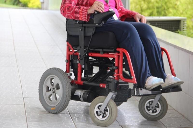 Unibave oferece vagas para pessoas com deficiência