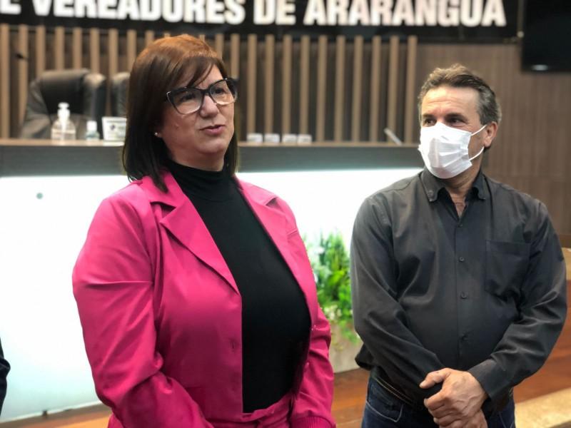 Arlete Pereira da Luz assume como vereadora em Araranguá
