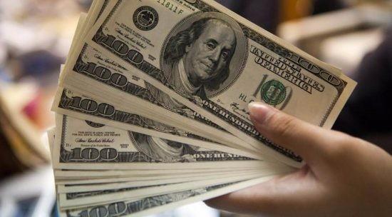 Dólar cai e bolsa bate recorde no primeiro dia do governo Bolsonaro
