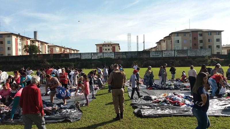 Mais de 5 mil peças de agasalhos entregues pela equipe Multi-Institucional