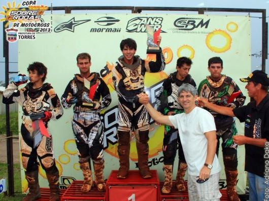 Piloto do Arroio conquista troféus da Copa de Motocross no Ermo