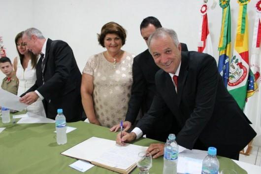 Em Sombrio, Zênio Cardoso anuncia nova era de trabalho e dedicação  