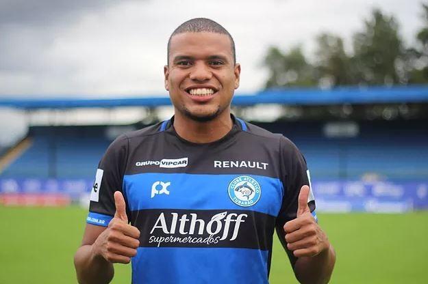 Atlético Tubarão anuncia volante Silva 
