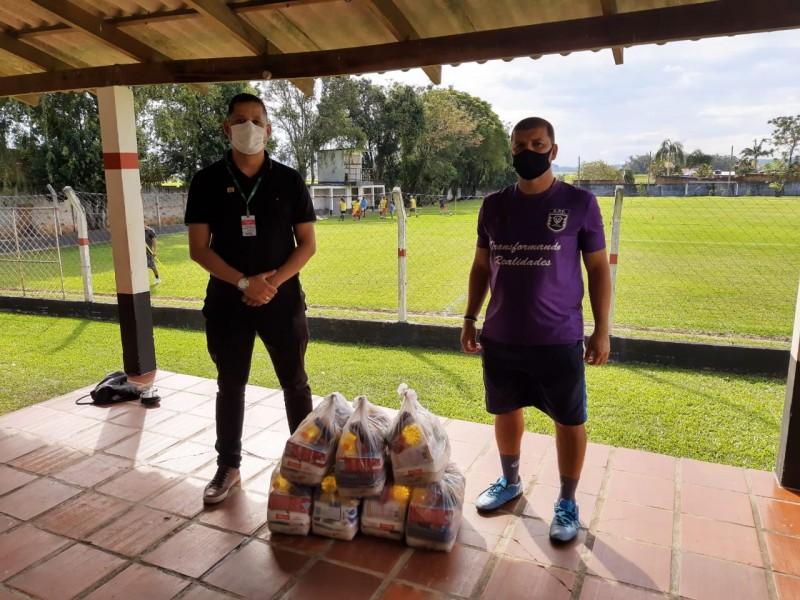 Assistência Social de Criciúma faz entrega de 100 cestas básicas no município