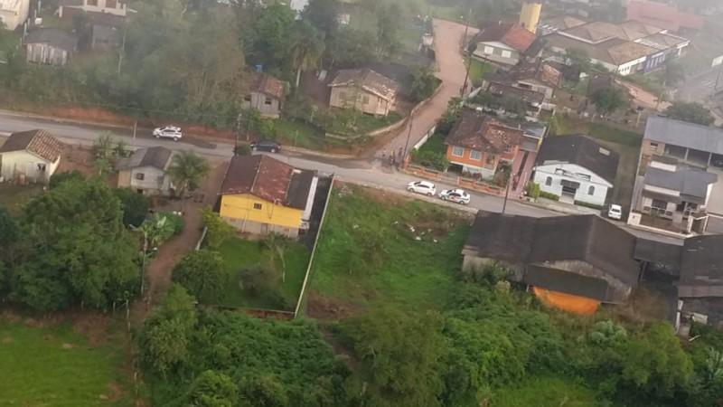 Polícia Civil cumpre mandados e prende dois em Lauro Müller