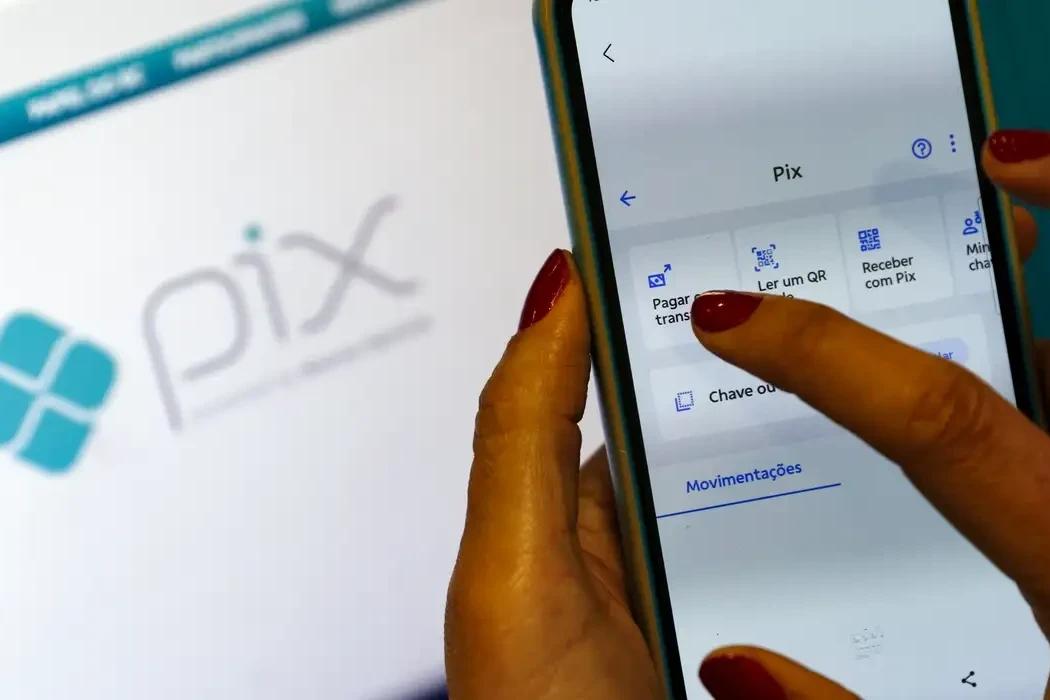 Boletos podem ser pagos por Pix a partir desta segunda