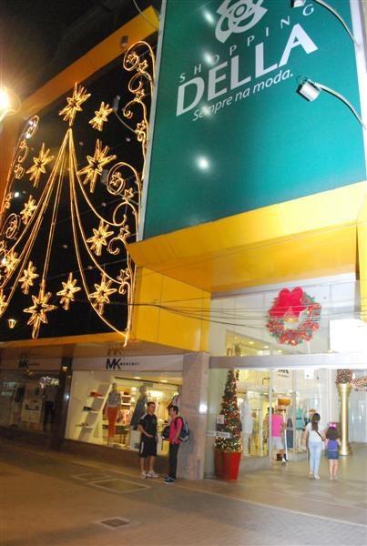 Shopping Della amplia horário de atendimento até o Natal