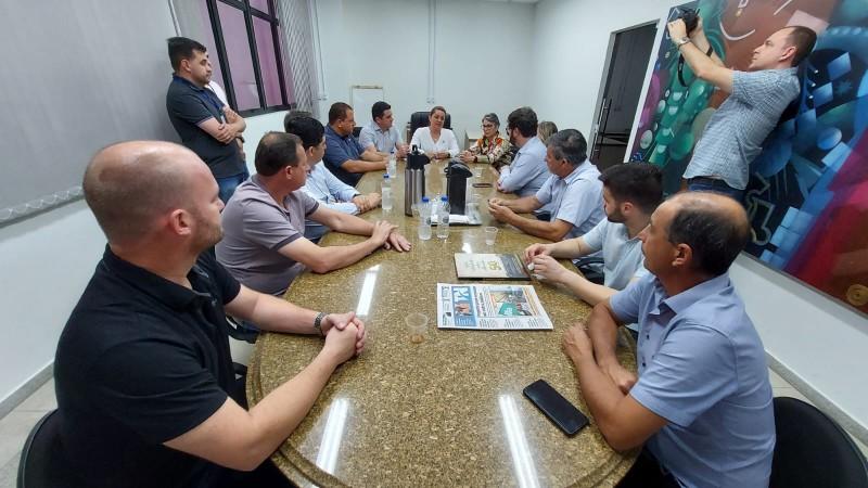 Governo de Içara recebe R$ 1,6 milhão da Câmara como repasse devolutivo
