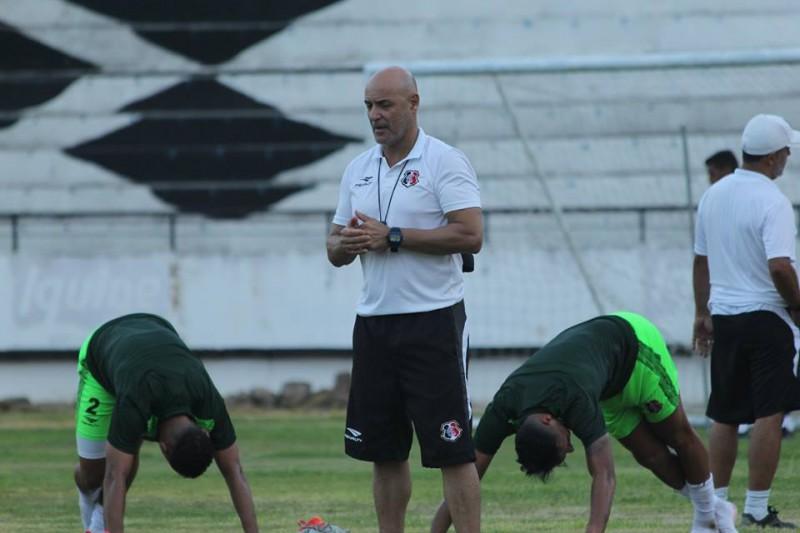 Márcio Corrêa, ex-Criciúma, assume o Santa