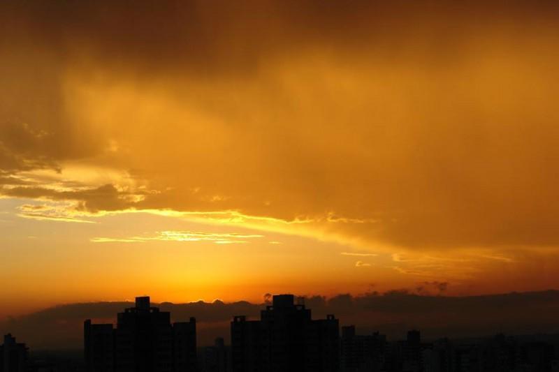 Começou o Verão: estação tem probabilidade de 42 dias de chuva